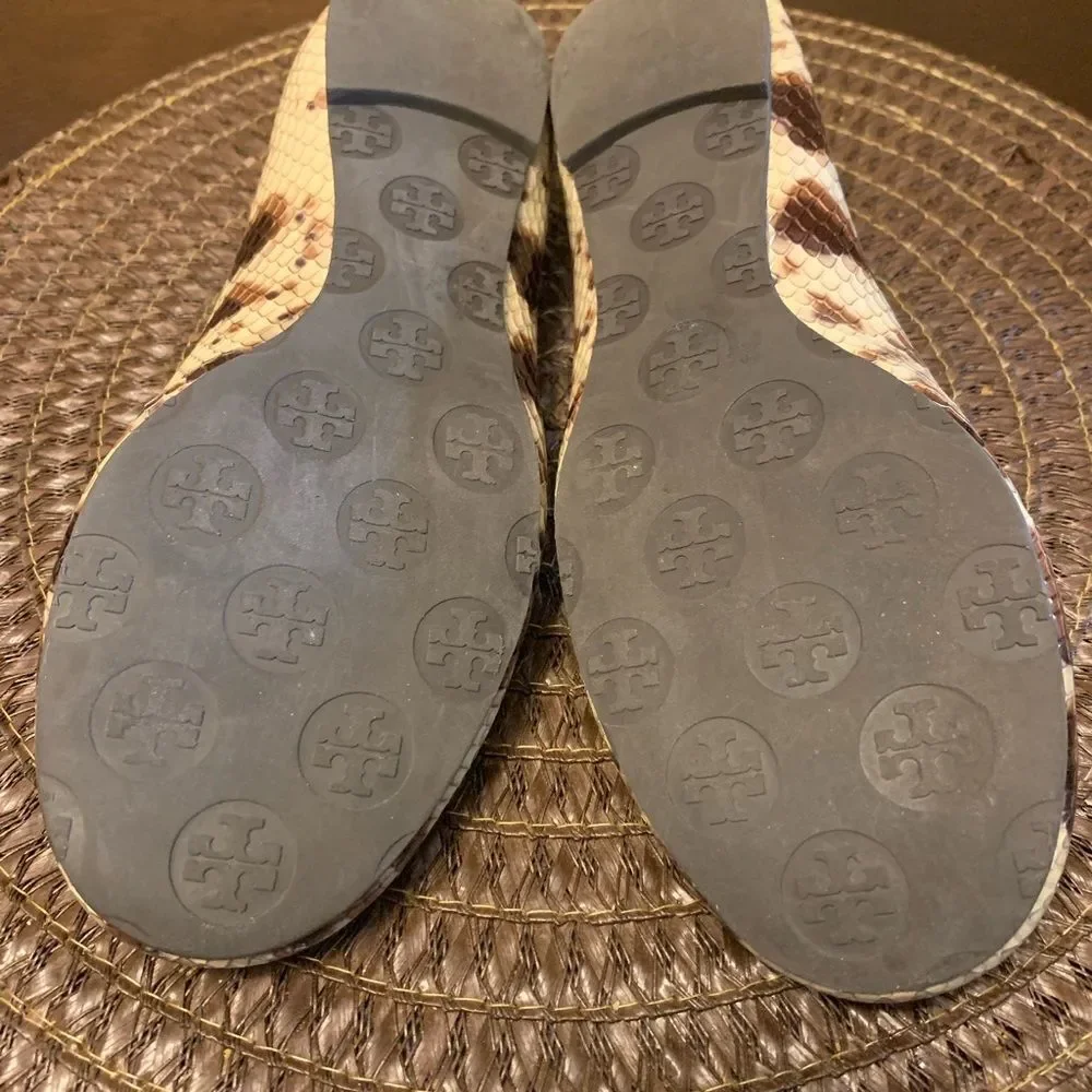 Tory Burch Minnie Travel Ballet Flat 7 M Snake Printed Leather Warm Roccia EUC